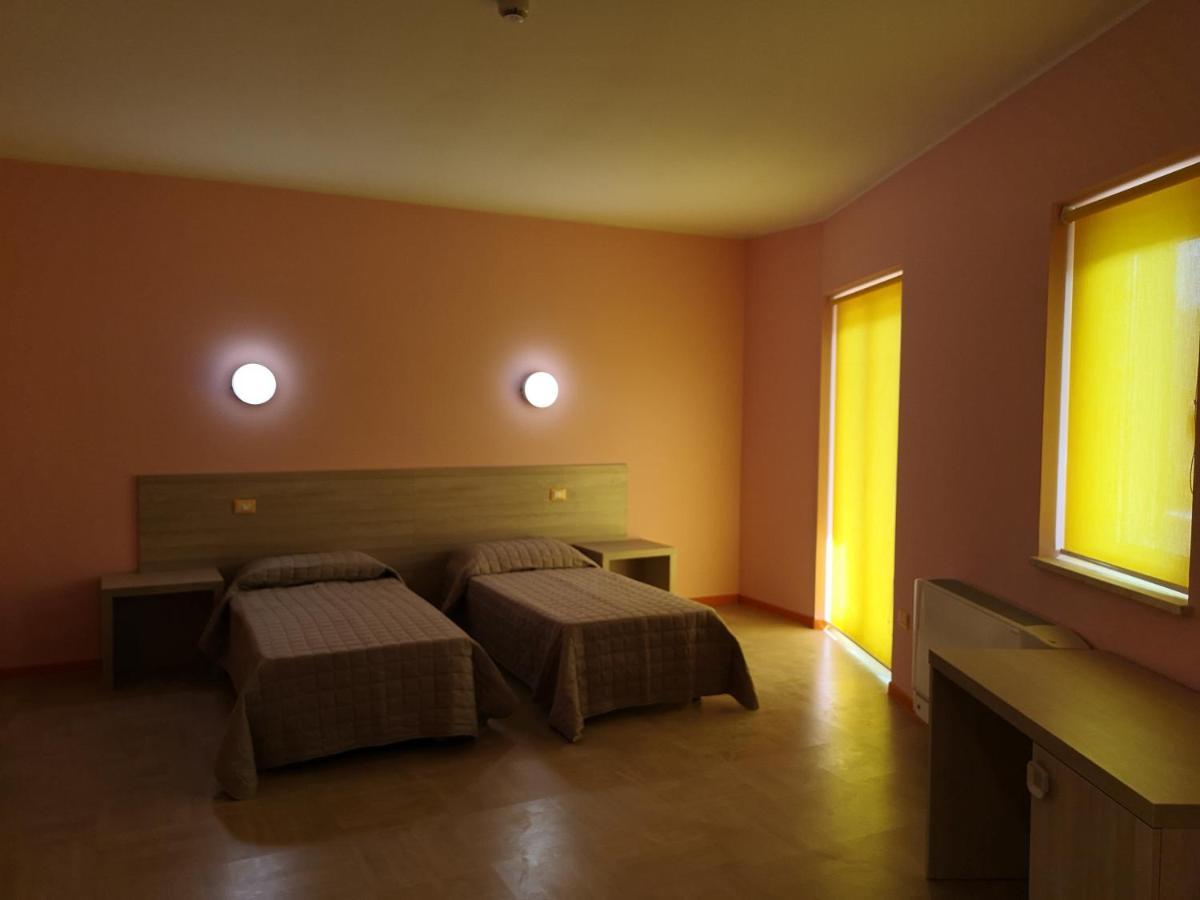 Hotel Clodi Ασκόλι Πιτσένο Εξωτερικό φωτογραφία
